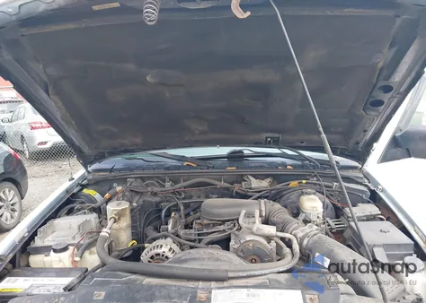 2001 Chevrolet S-10 Ls из США, поврежденный, VIN 1GCCT19W018225636